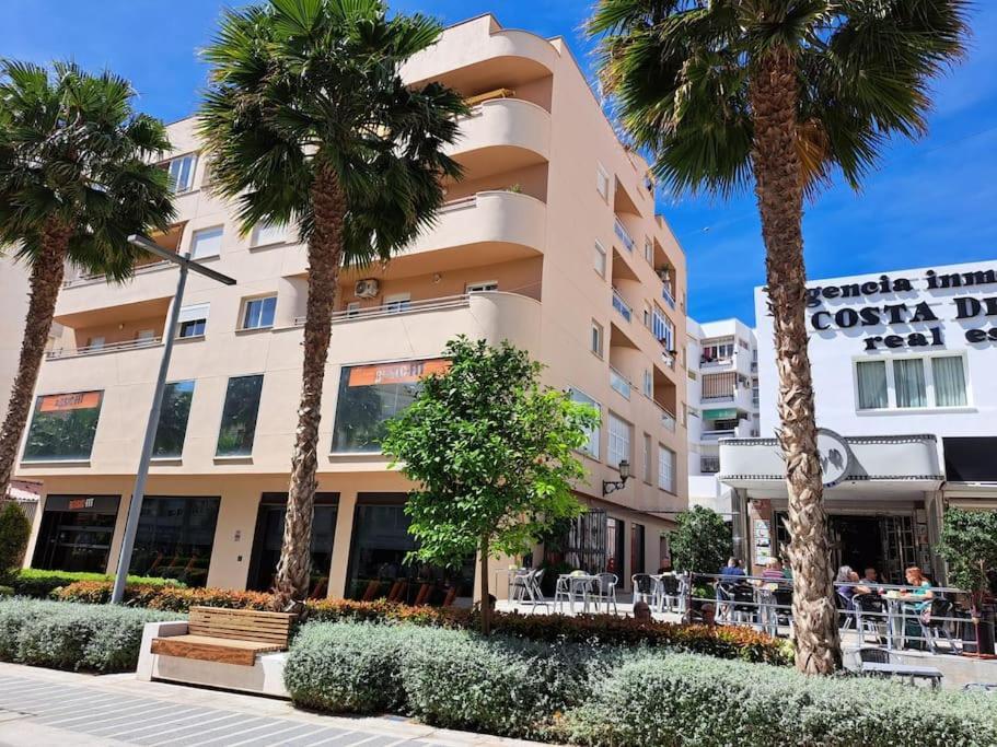Apt In Central Torremolinos, Av Palma De Mallorca Nº 12 Luaran gambar