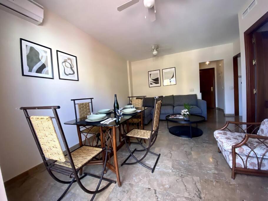 Apt In Central Torremolinos, Av Palma De Mallorca Nº 12 Luaran gambar