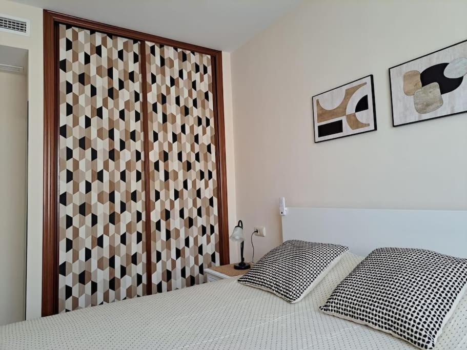 Apt In Central Torremolinos, Av Palma De Mallorca Nº 12 Luaran gambar